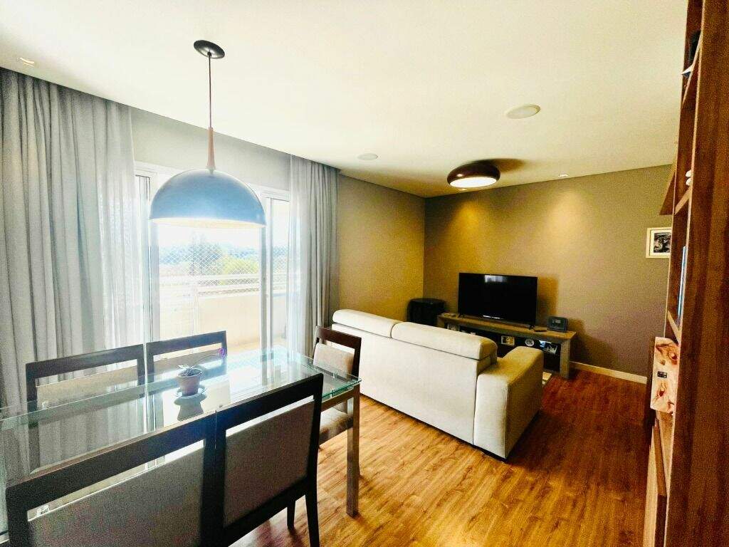 Apartamento à venda no Parque Santa Cecília: 