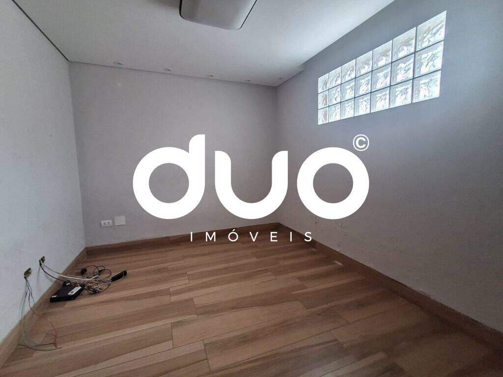 Casa à venda no Paulicéia: 