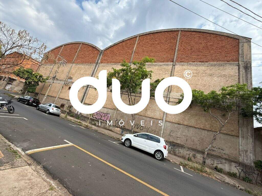 Casa à venda no Centro: 