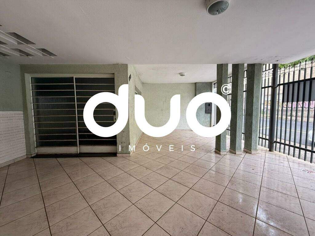 Casa à venda no Centro: 