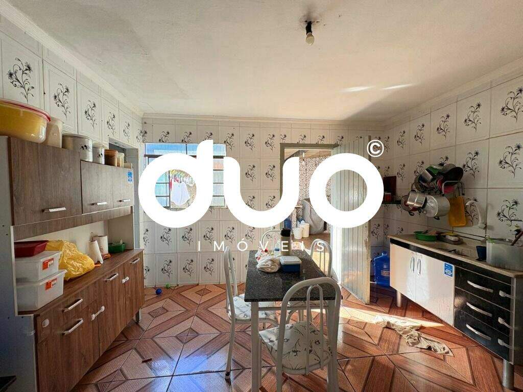Casa à venda no Paulicéia: 