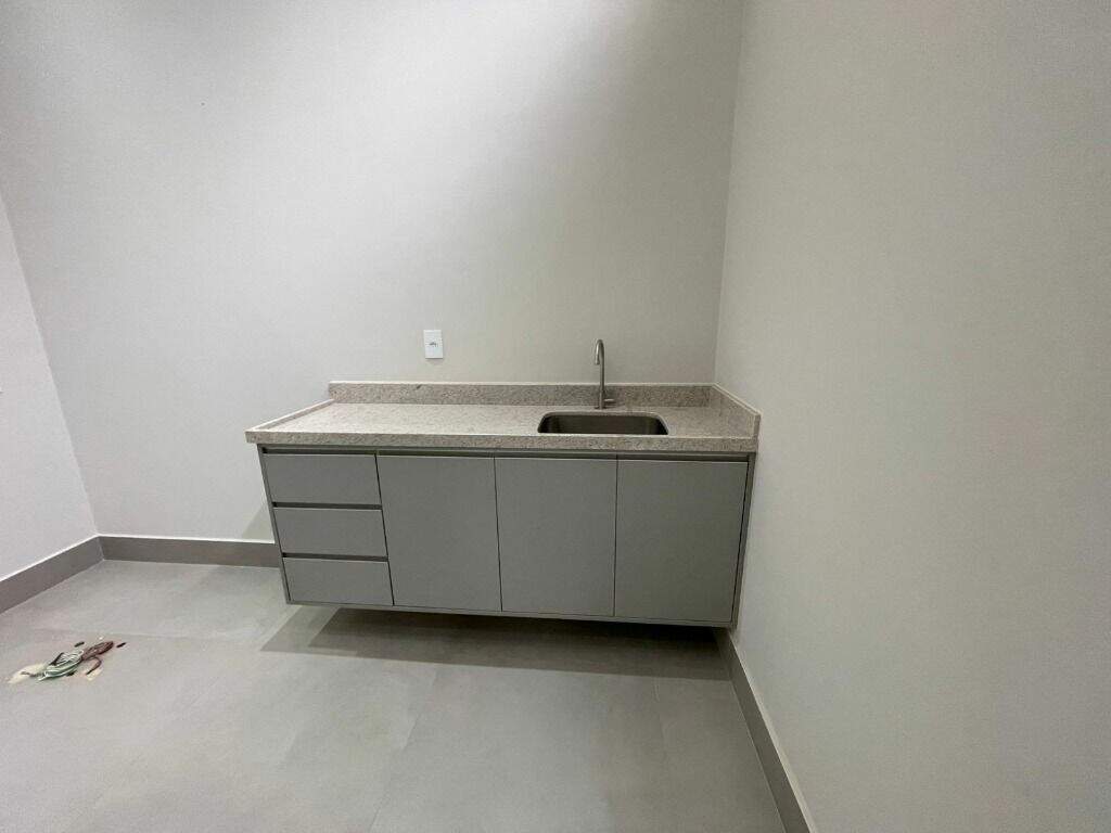 Sala para aluguel no Centro: 
