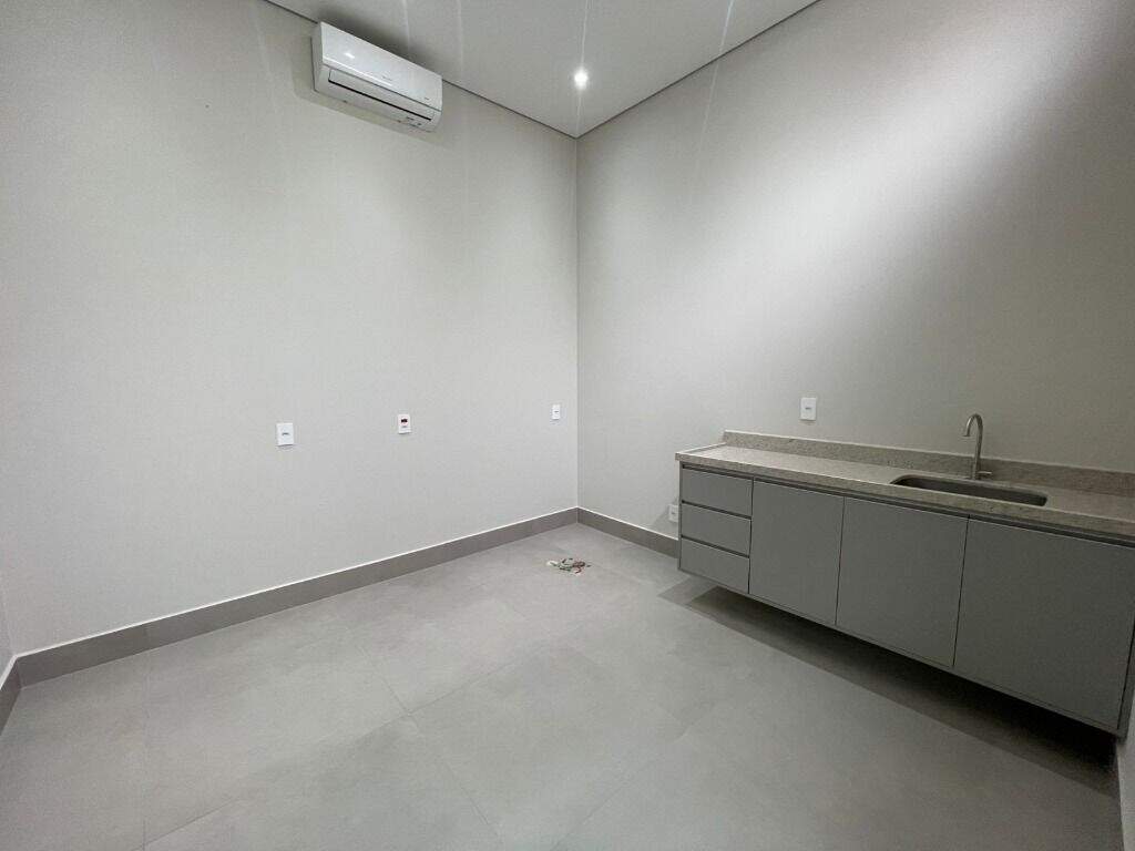 Sala para aluguel no Centro: 