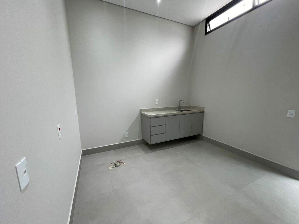 Sala para aluguel no Centro: 