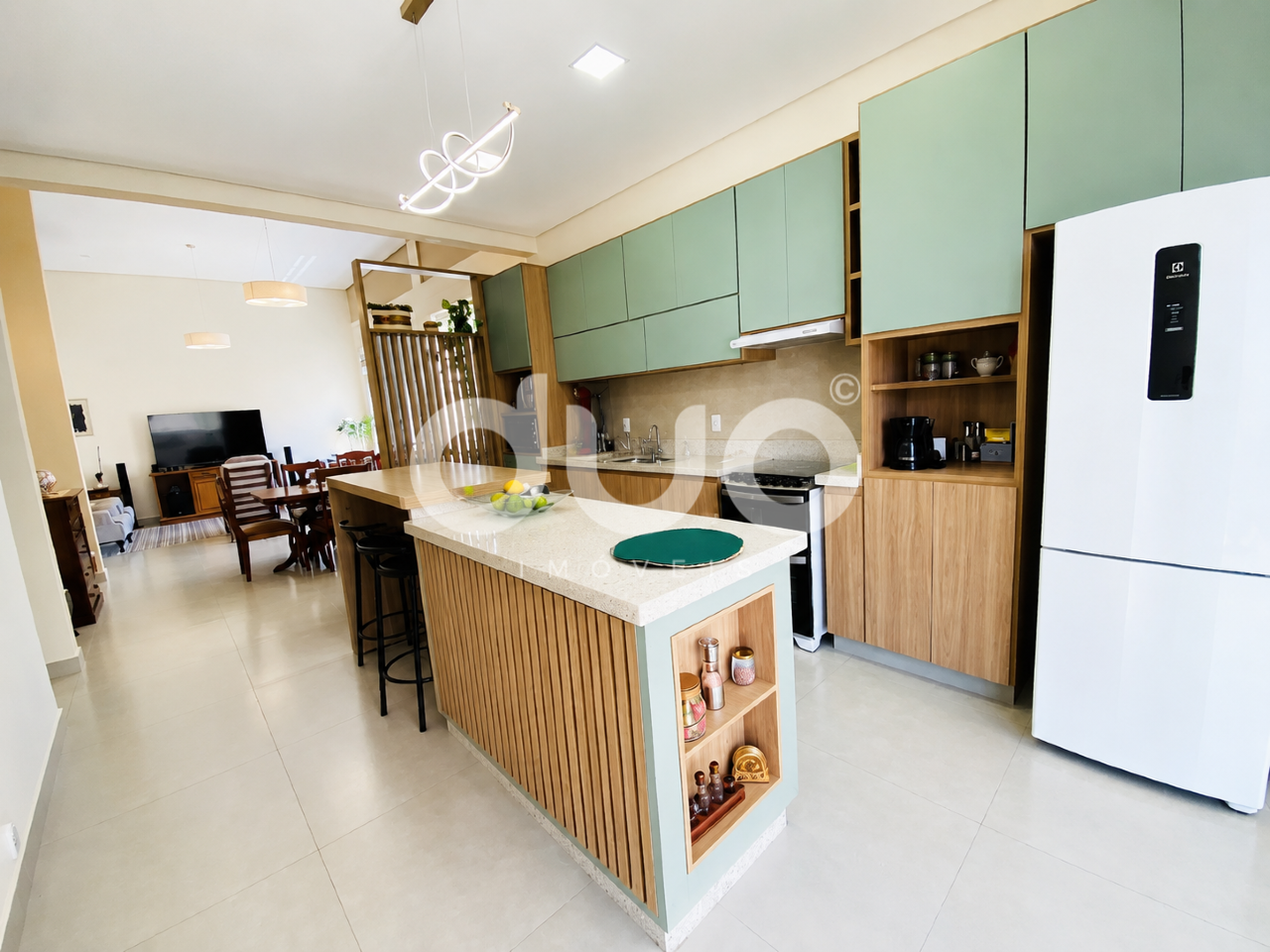Casa em Condominío à venda no Loteamento Residencial e Comercial Villa DAquila: 