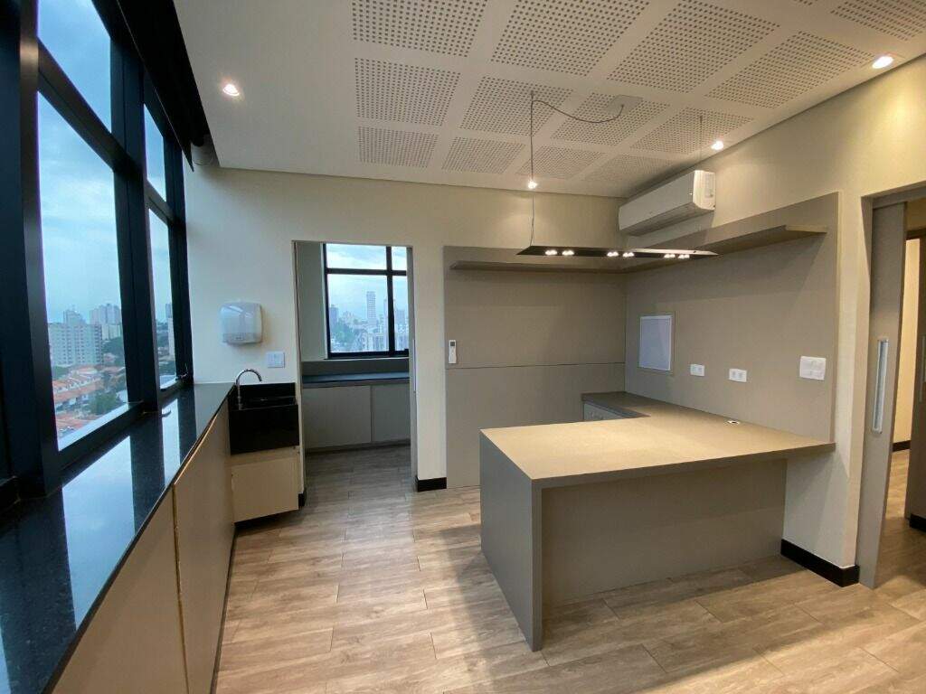 Sala à venda no Alto: 