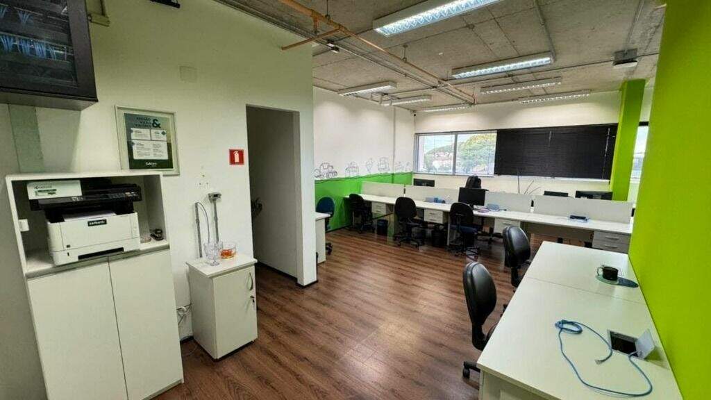 Sala para aluguel no Alemães: 