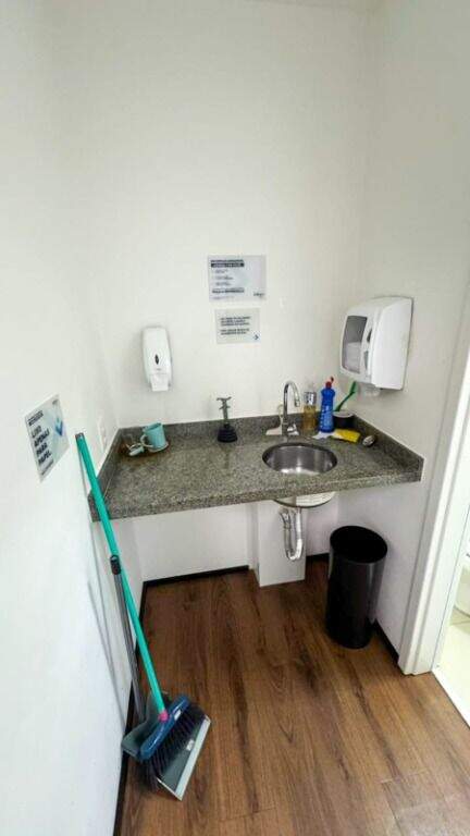 Sala para aluguel no Alemães: 