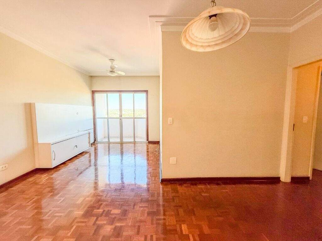Apartamento à venda no Nova América: 