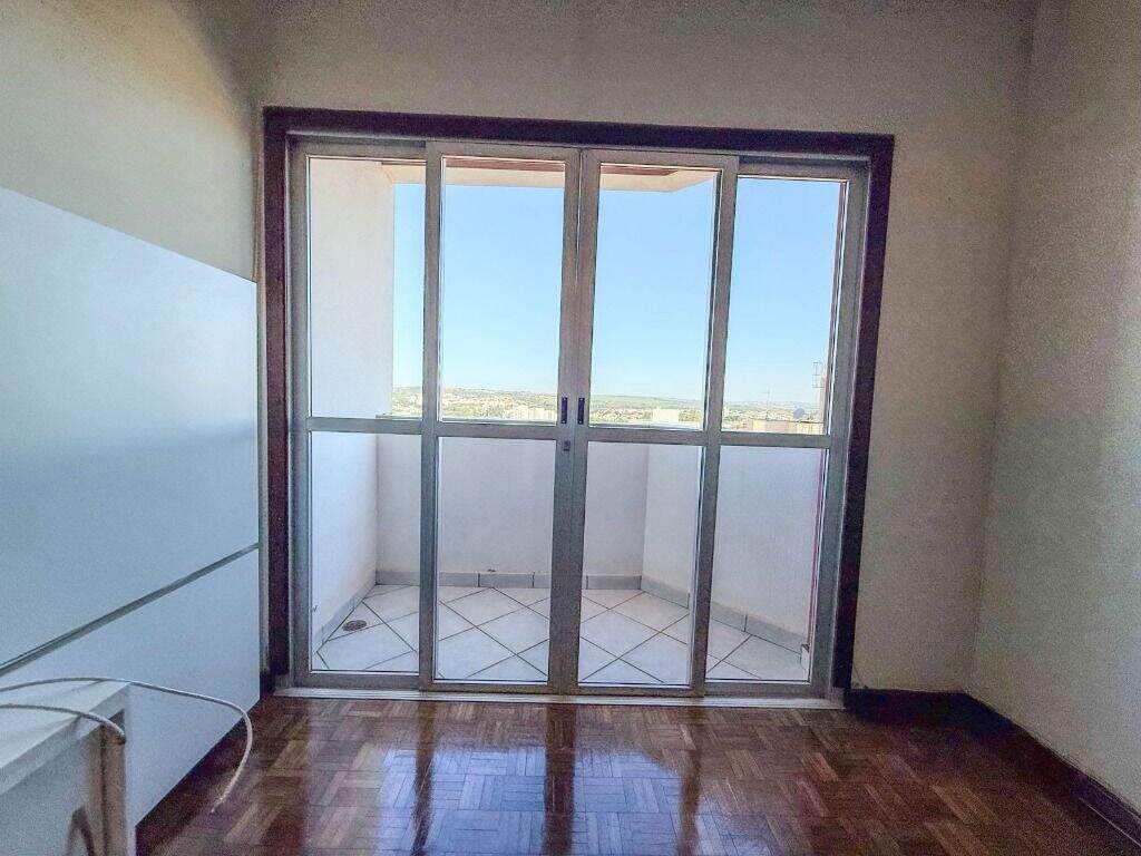 Apartamento à venda no Nova América: 