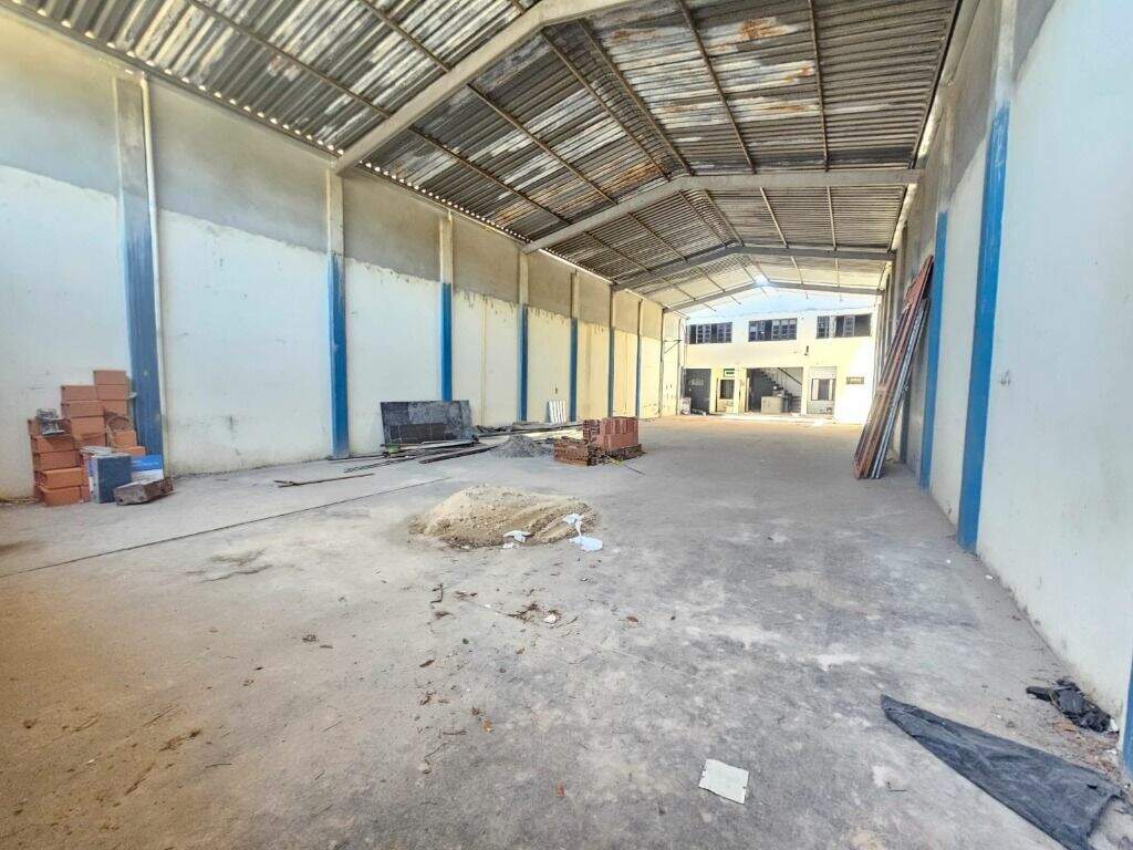 Barracão para aluguel no Alto: 