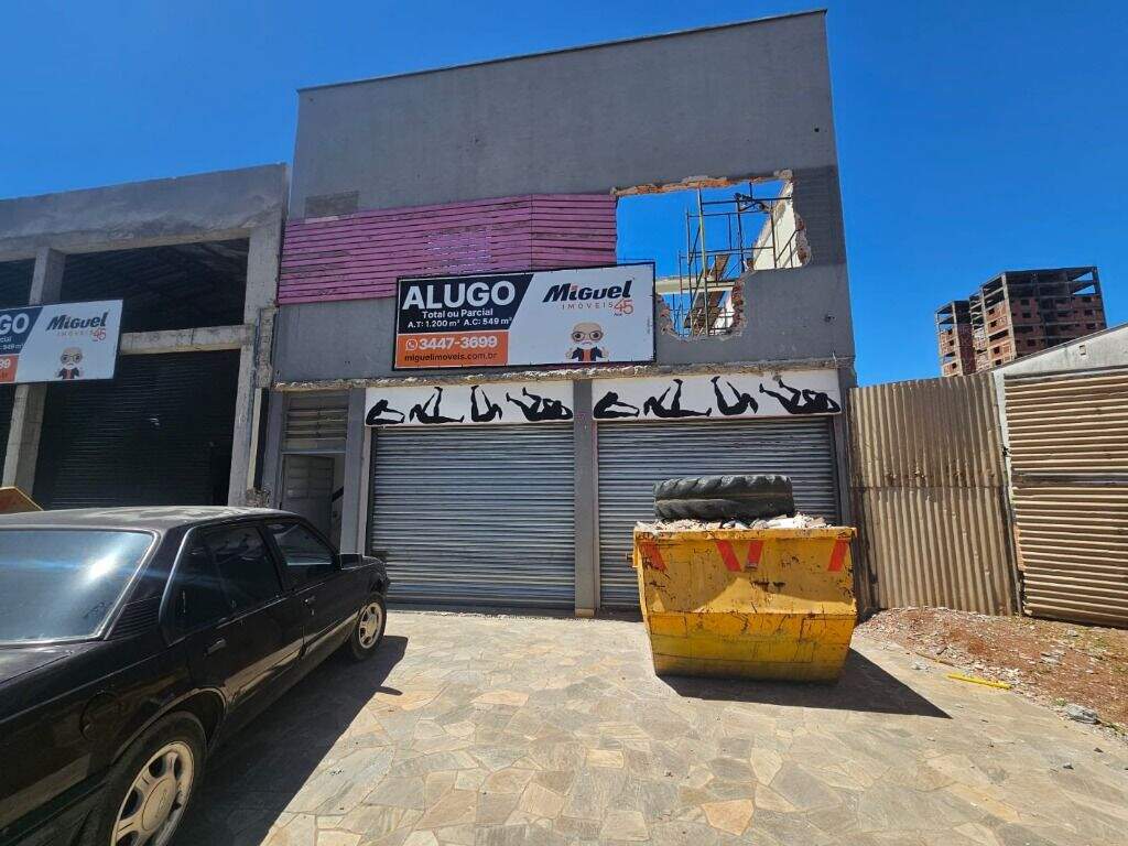 Salão para aluguel no Alto: 
