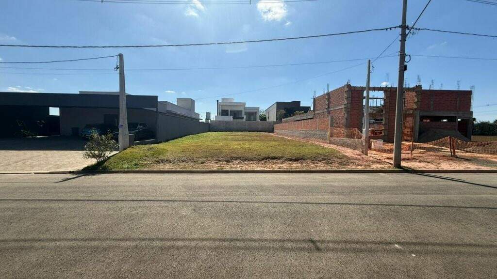 Terreno à venda no Residencial Terras de Ártemis: 