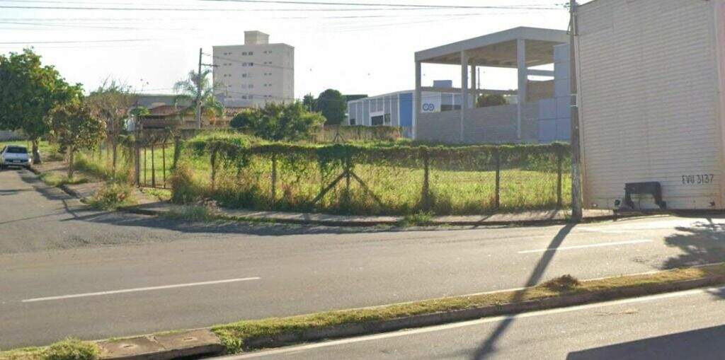 Terreno à venda no Jardim Brasil: 