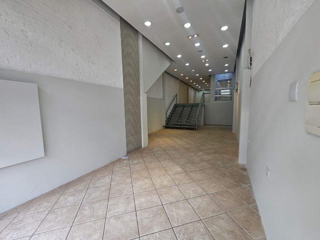 Salão para aluguel no Centro: 