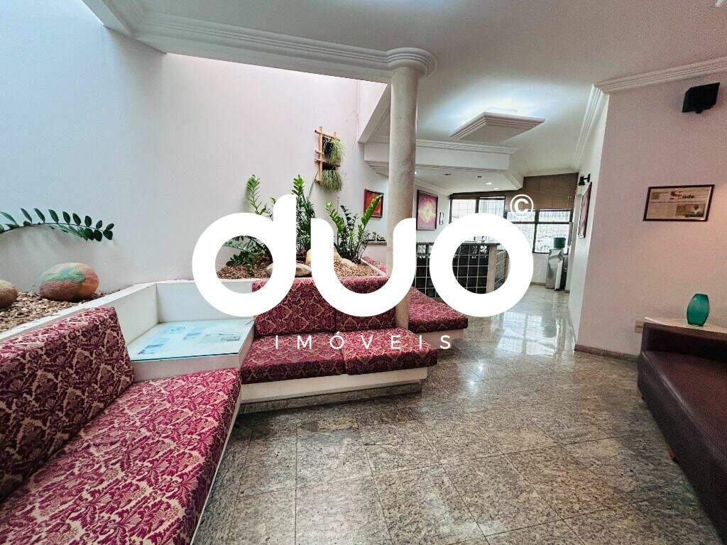 Casa à venda no Centro: 