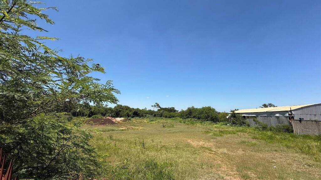 Área à venda no Piracicamirim: 