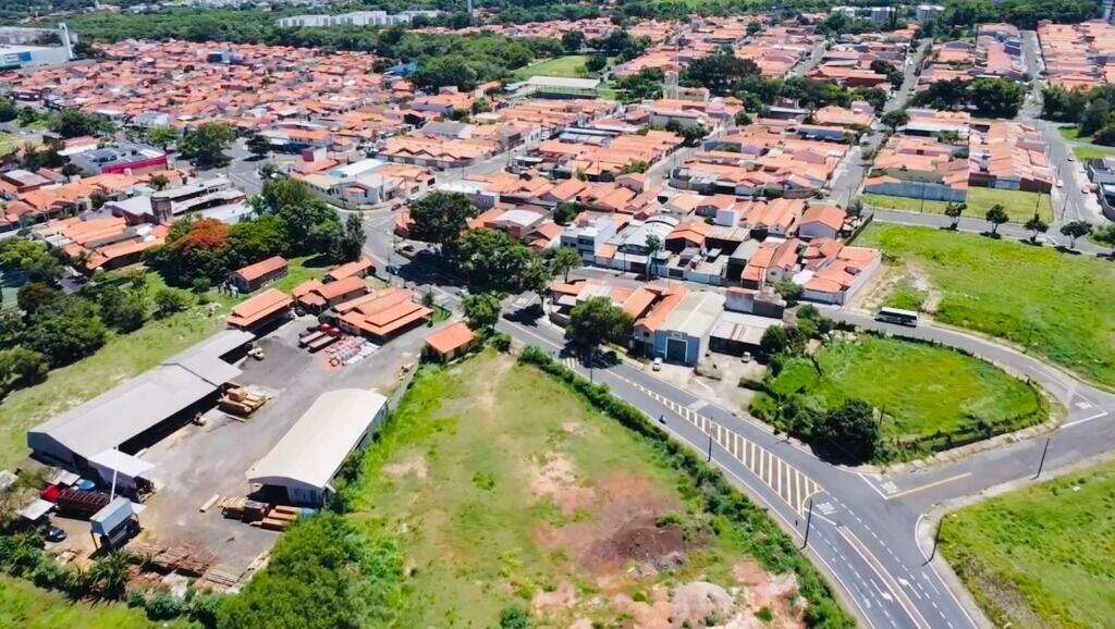 Área à venda no Piracicamirim: 