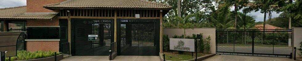 Terreno à venda no Quinta de Santa Helena: 