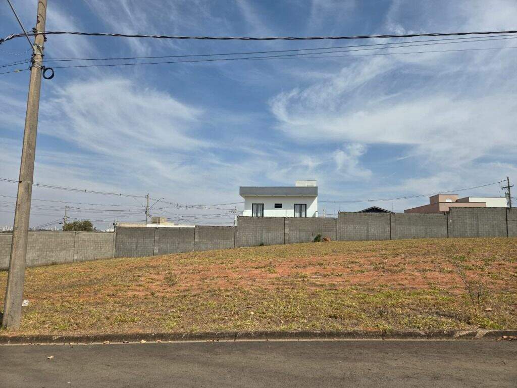 Terreno à venda no Vale do Sol: 