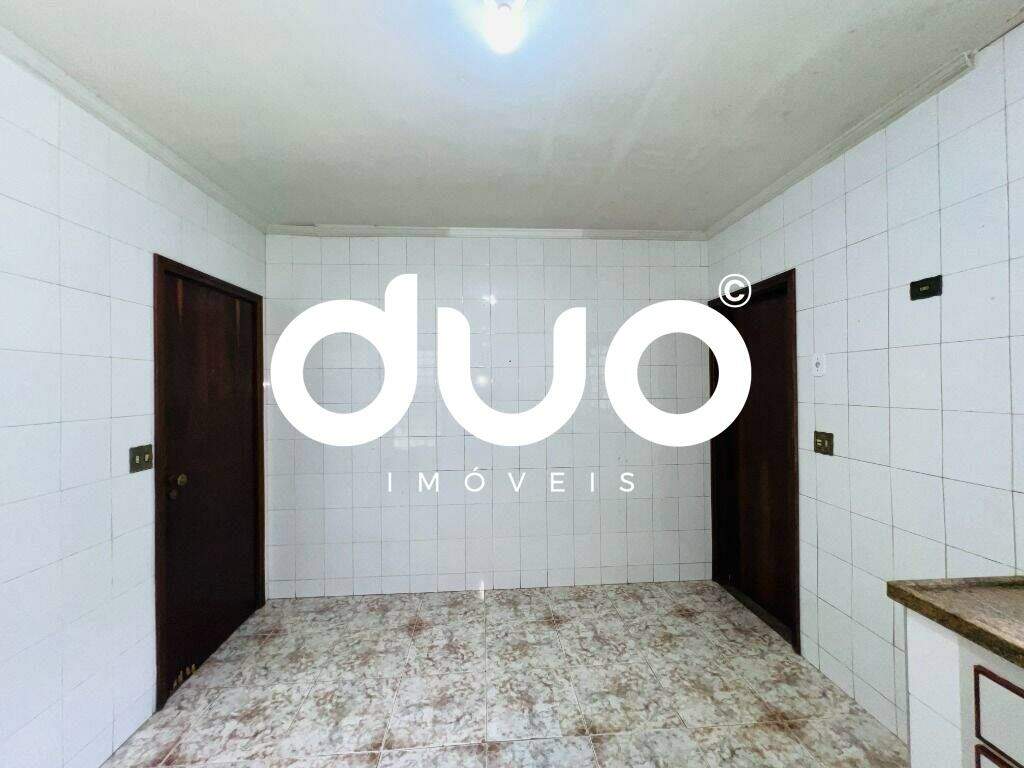 Casa à venda no Castelinho: 