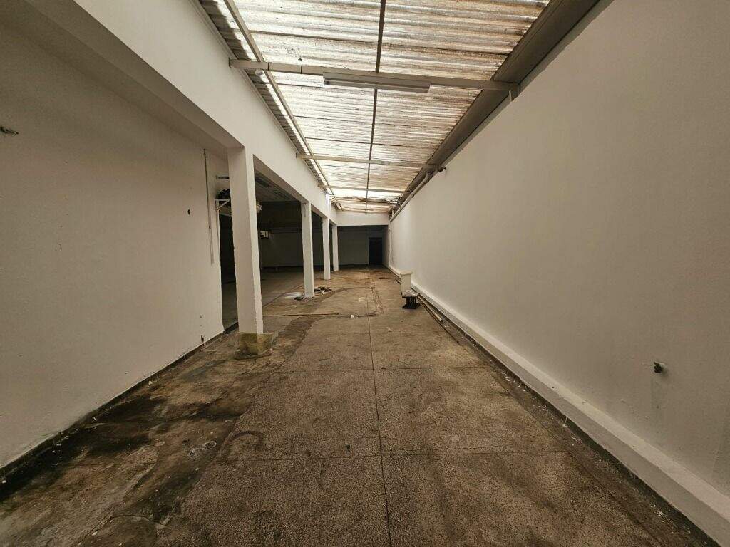 Salão para aluguel no Alto: 
