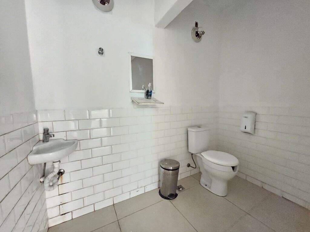 Salão para aluguel no Alto: 