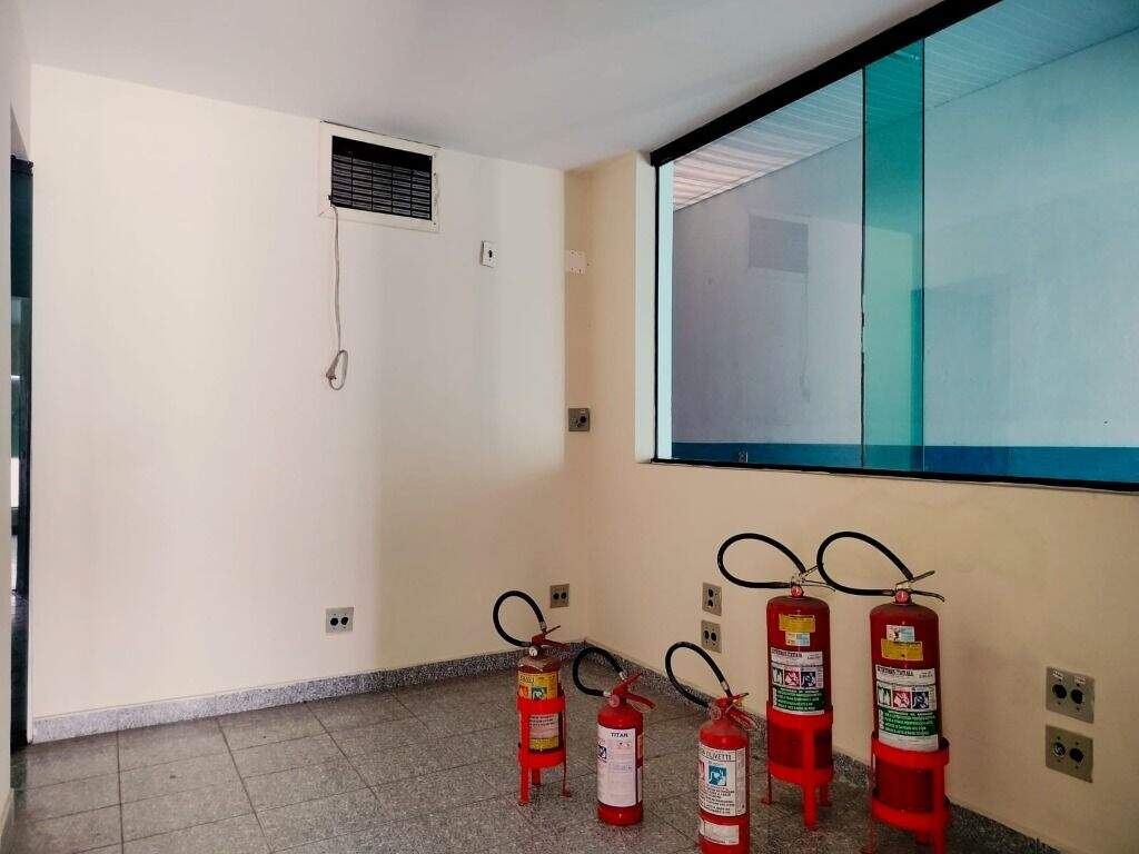 Barracão à venda no Piracicamirim: 