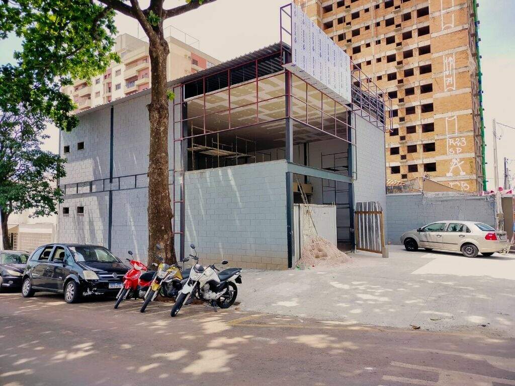 Salão para aluguel no Alto: 