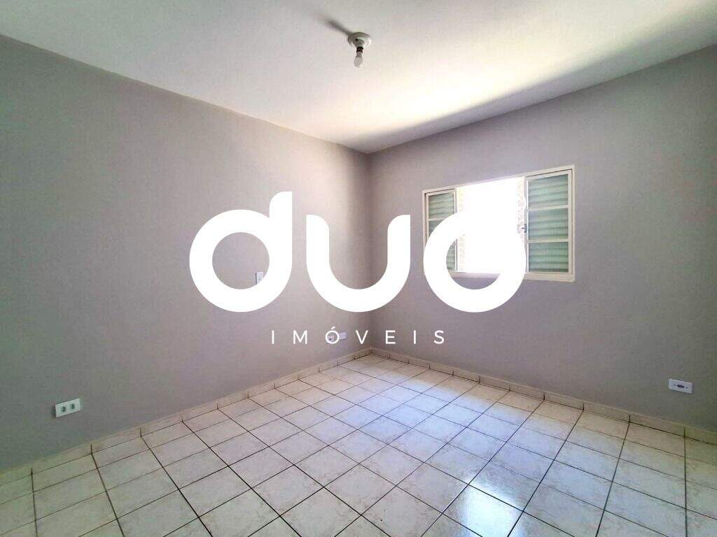 Casa à venda no Jardim Astúrias I: 