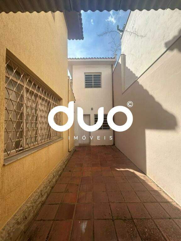 Casa à venda no Centro: 