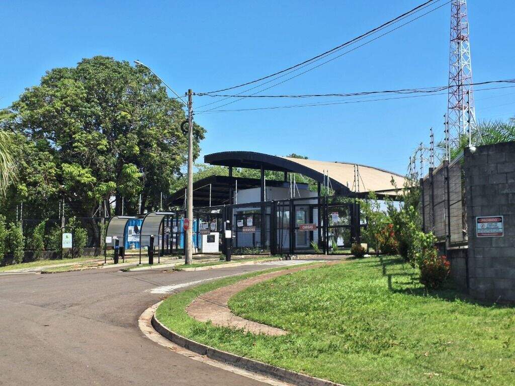Terreno à venda no Horto ( Tupi ): 