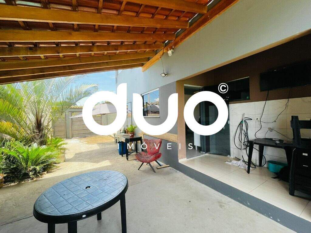 Casa à venda no Campestre: 