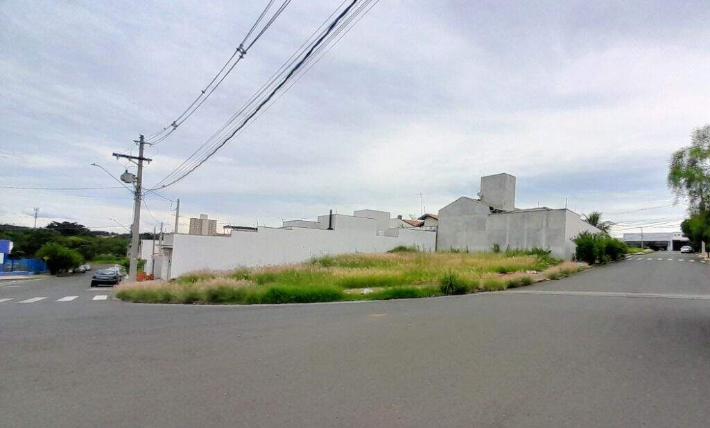 Terreno à venda no Terra Nova: 