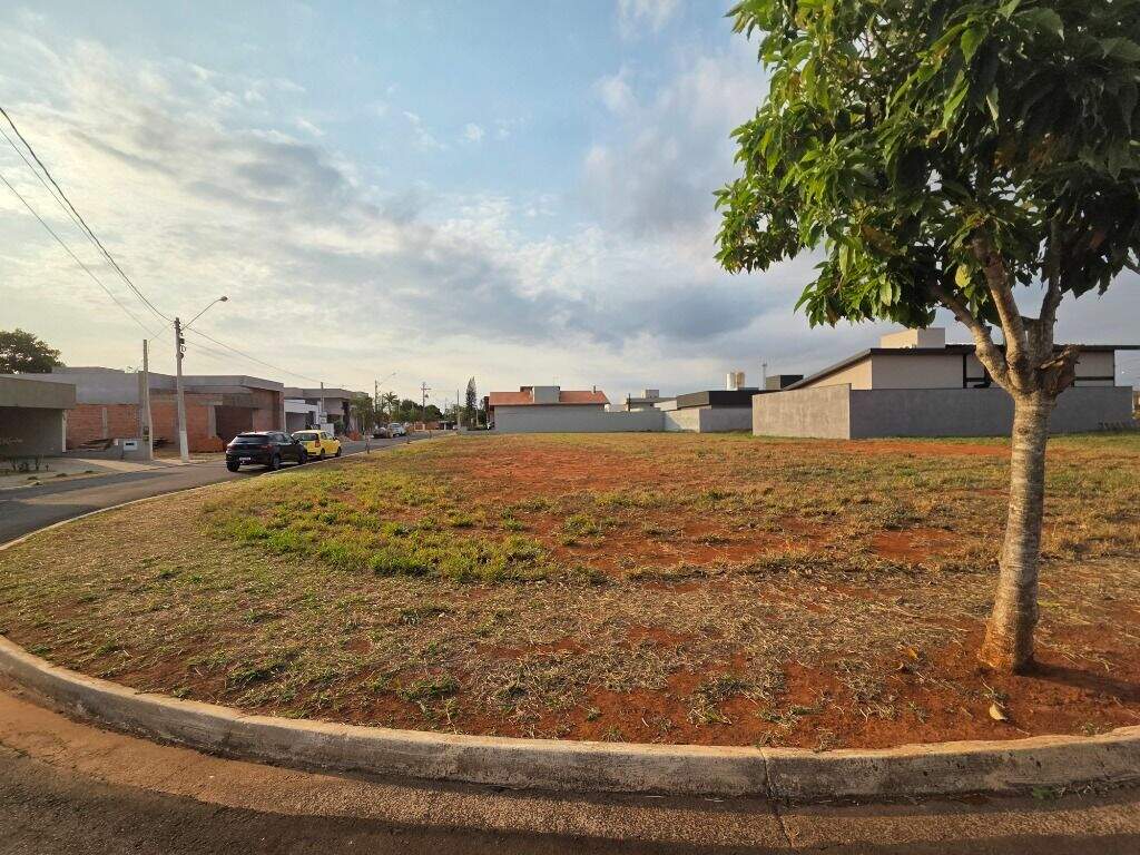 Terreno à venda no Campestre: 