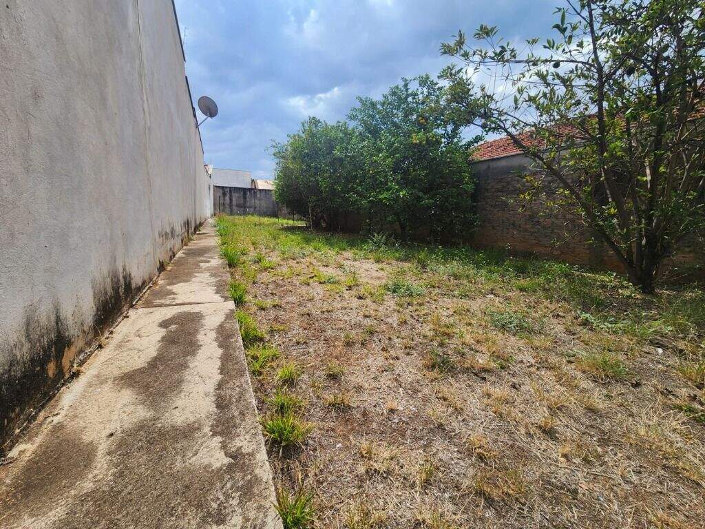 Terreno à venda no Paulicéia: 