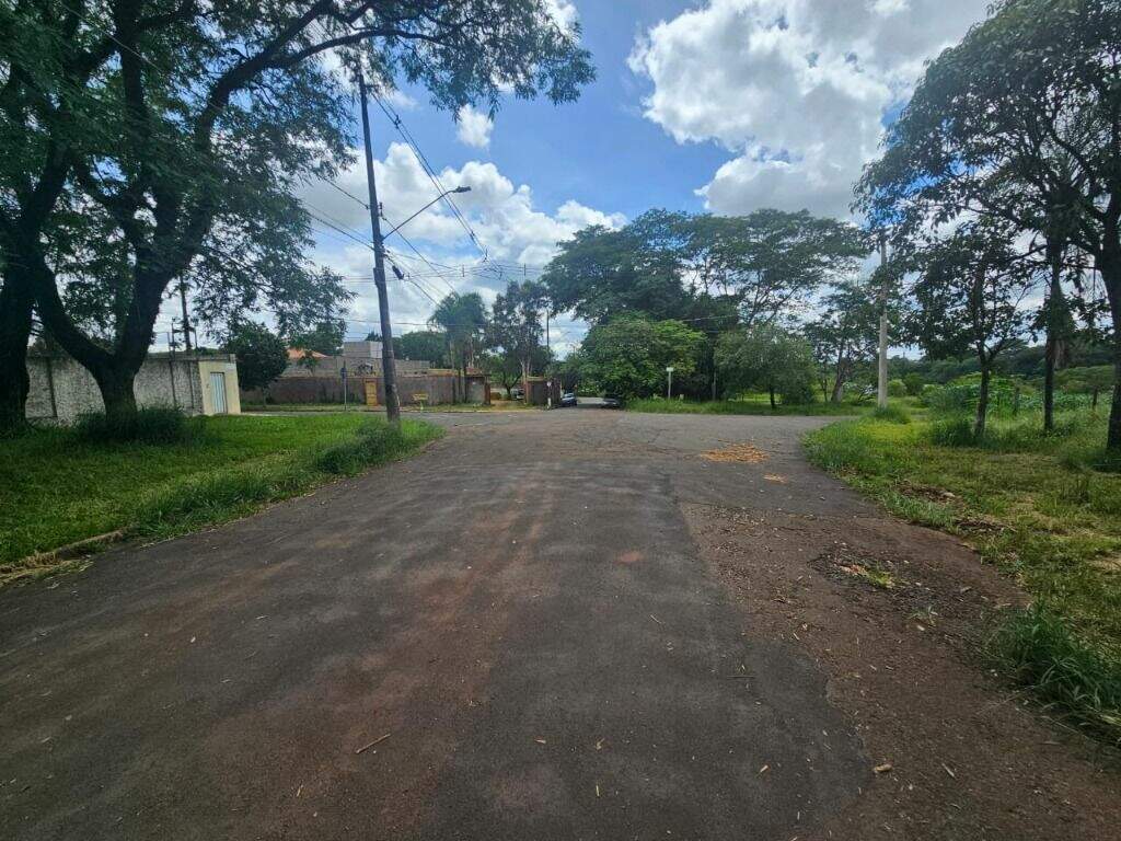 Terreno à venda no Santa Rita: 