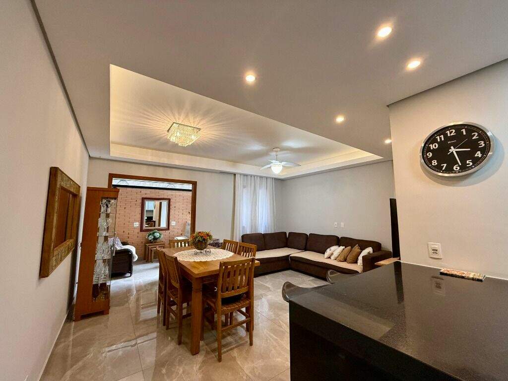 Apartamento à venda no Parque Santa Cecília: 