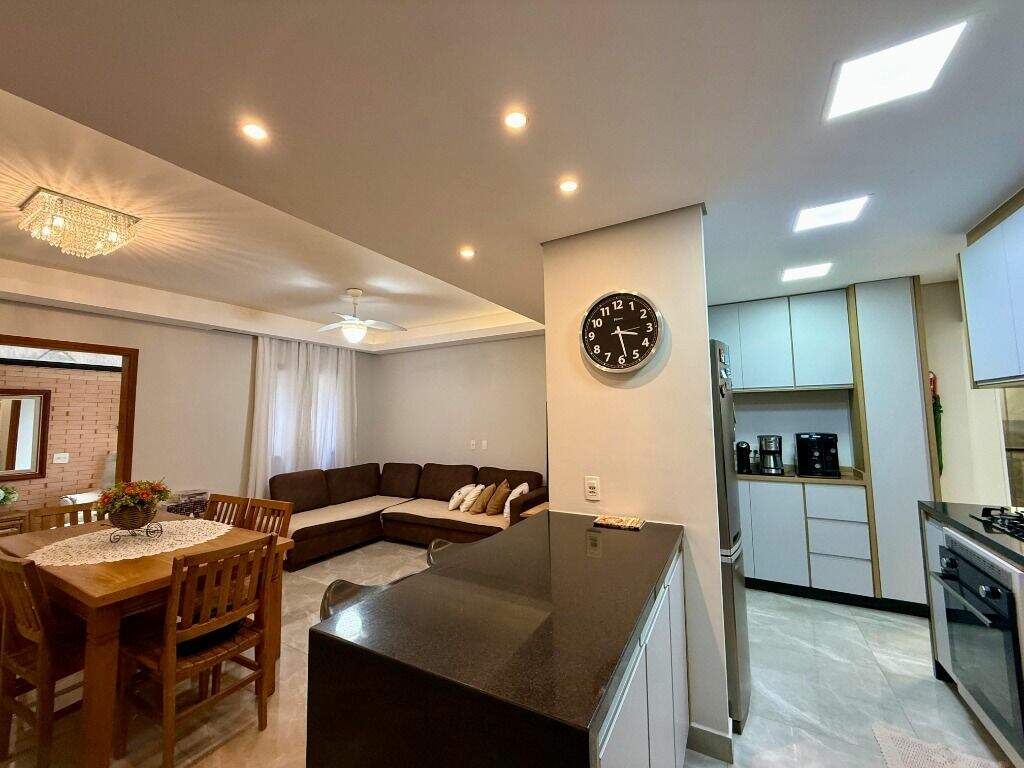 Apartamento à venda no Parque Santa Cecília: 