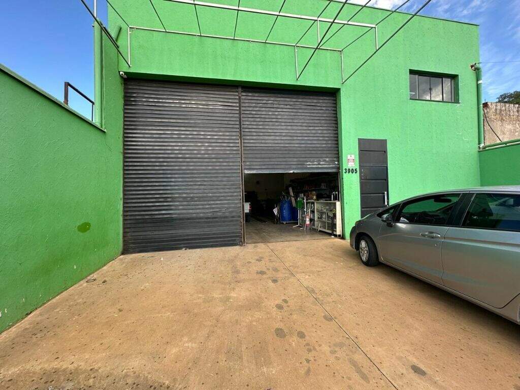 Barracão à venda no Piracicamirim: 