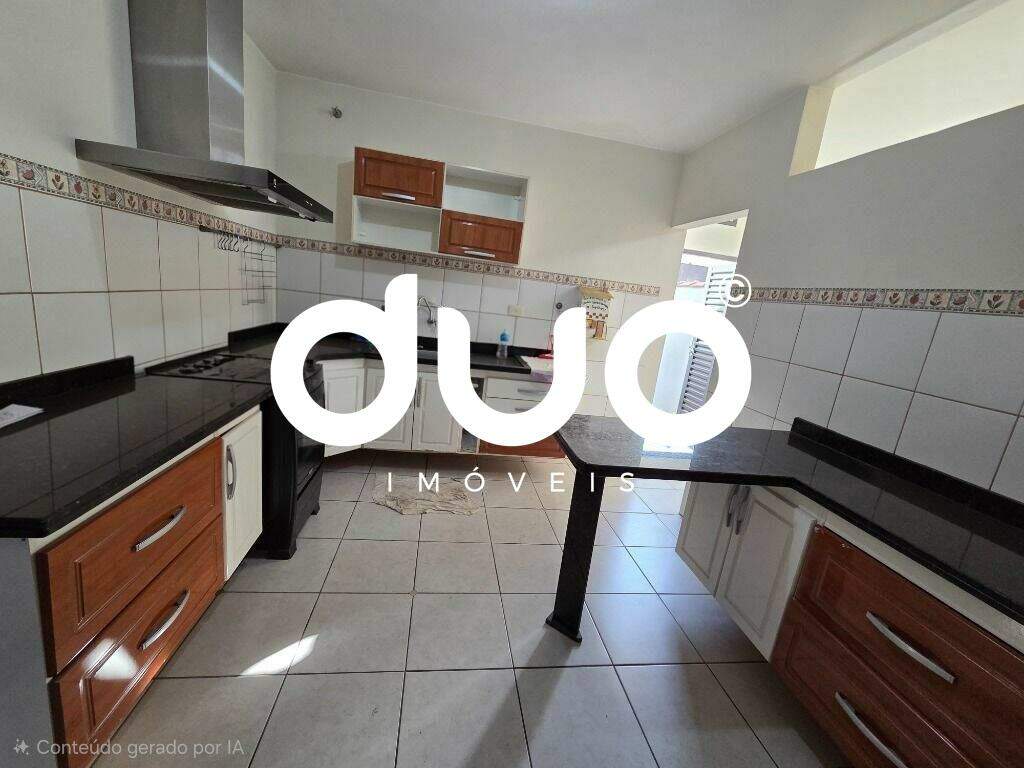 Casa à venda no Jaraguá: 