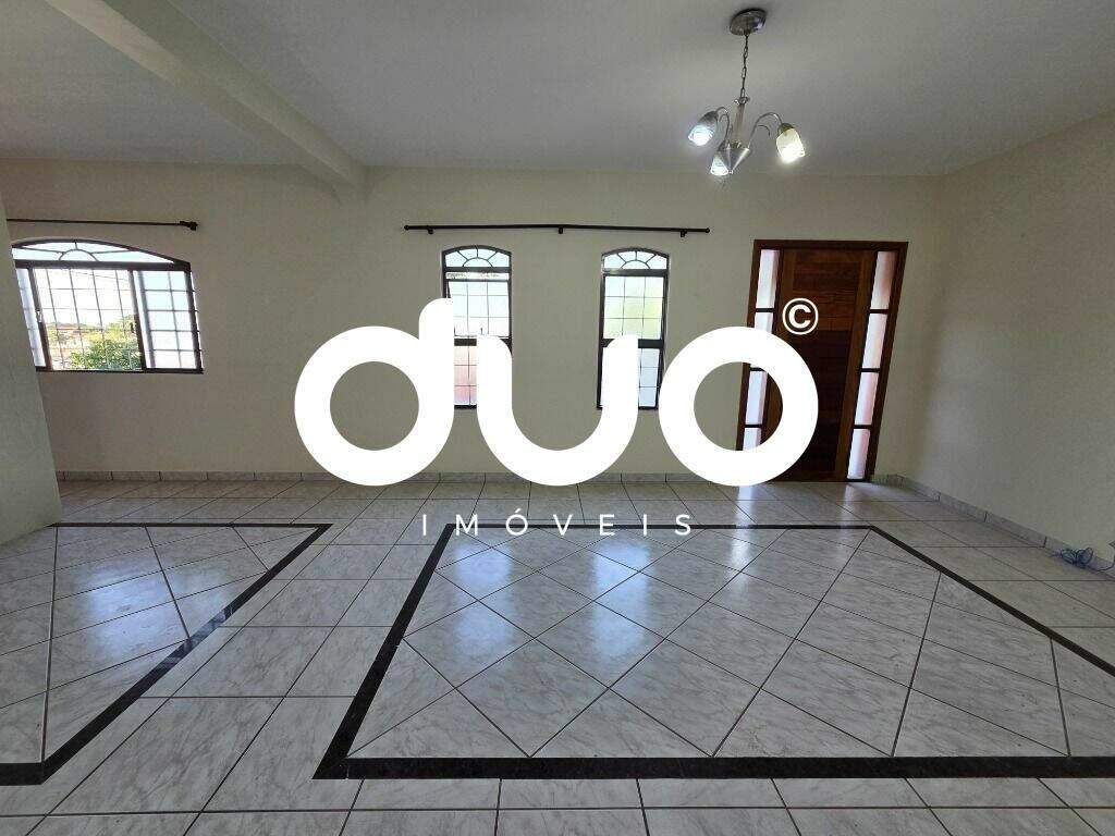 Casa à venda no Jaraguá: 