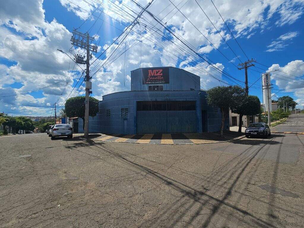 Barracão para aluguel no Santa Terezinha: 