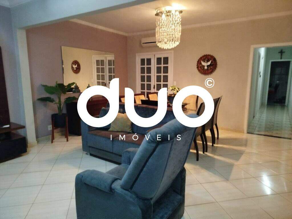 Casa à venda no Dois Córregos: 