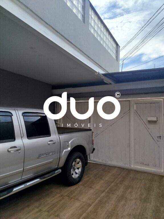 Casa à venda no Dois Córregos: 