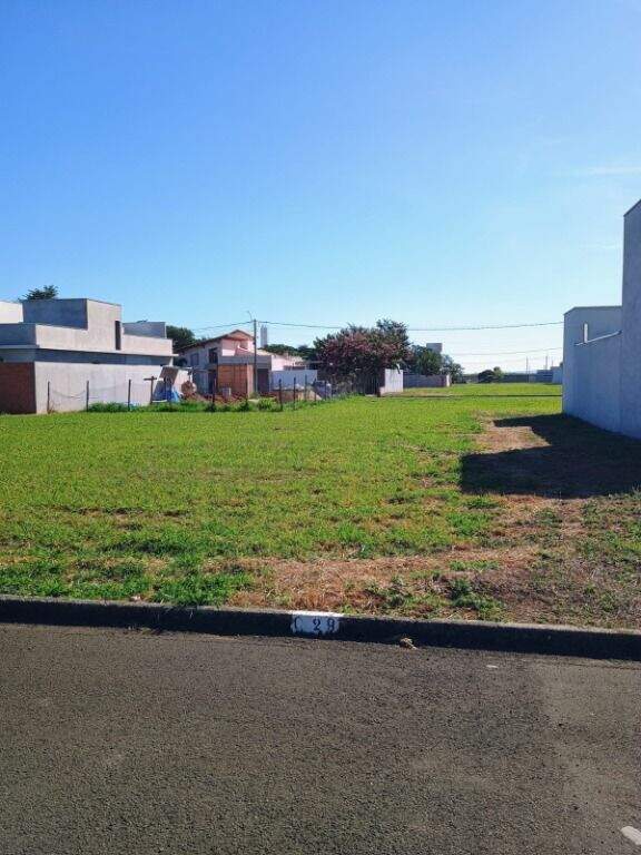 Terreno à venda no Água Branca: 