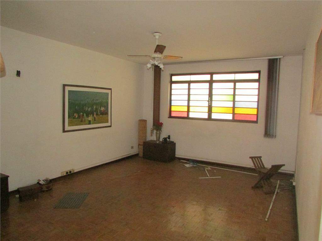 Casa à venda no Centro: 
