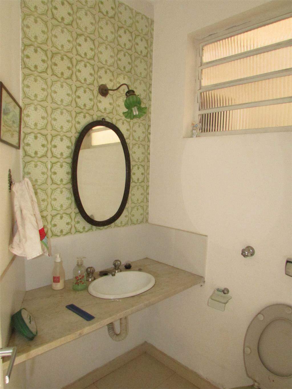 Casa à venda no Centro: 
