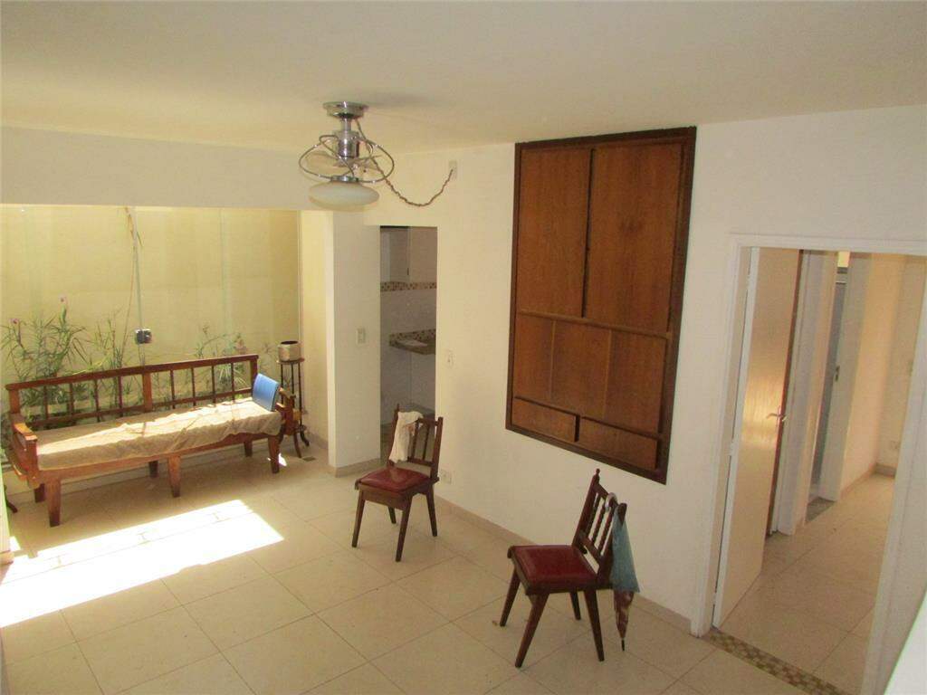 Casa à venda no Centro: 