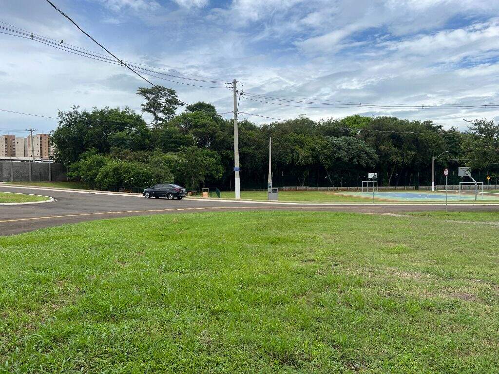 Terreno à venda no Unileste: 